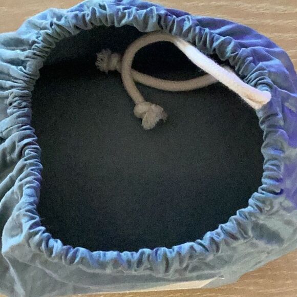 Casaluna Supima Sateen Sheet Set Full Teal Green 500 Thread Count, NWT
. - Picture 4 of 7